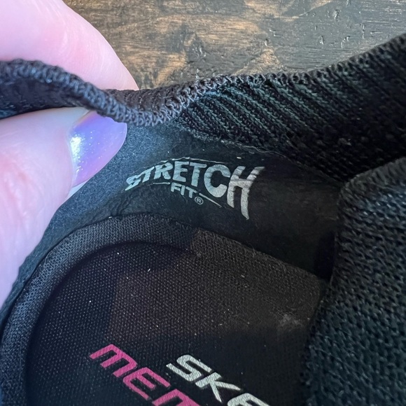 Skechers Black Memory Foam Knit Sneakers, black, size 9, GUC, stretchy, comfort - Picture 7 of 9